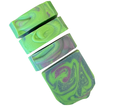 Spellbound  –  Pink Pepper + Saffron